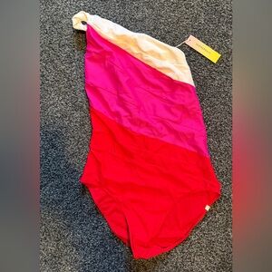 summersalt One-Shoulder Colorblock One-Piece Swimsuit in White, Pink, Red